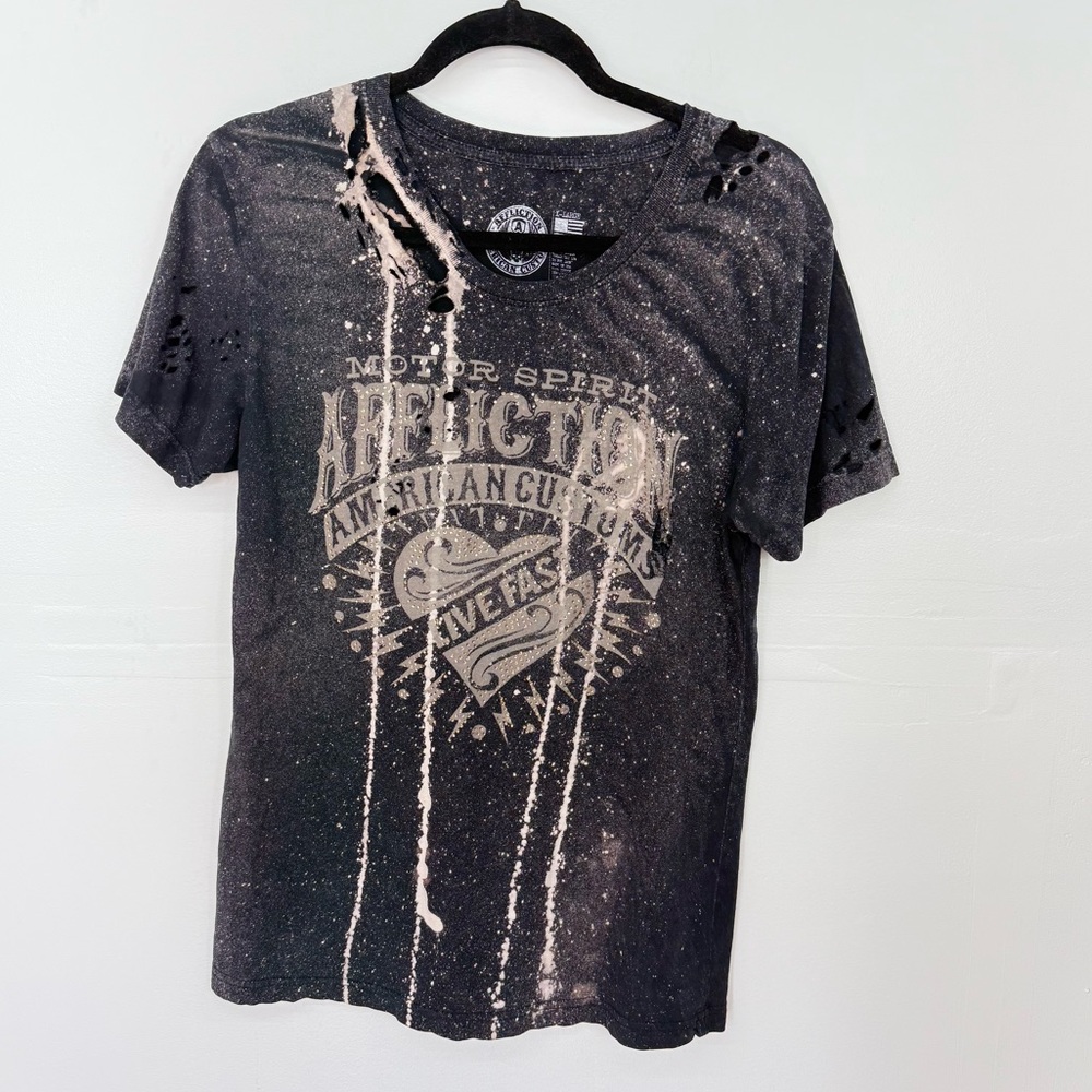 Affliction Black and Cream Graphic Tee B16